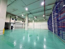 Exel Supply Chain Hub (D17), Warehouse #578701941
